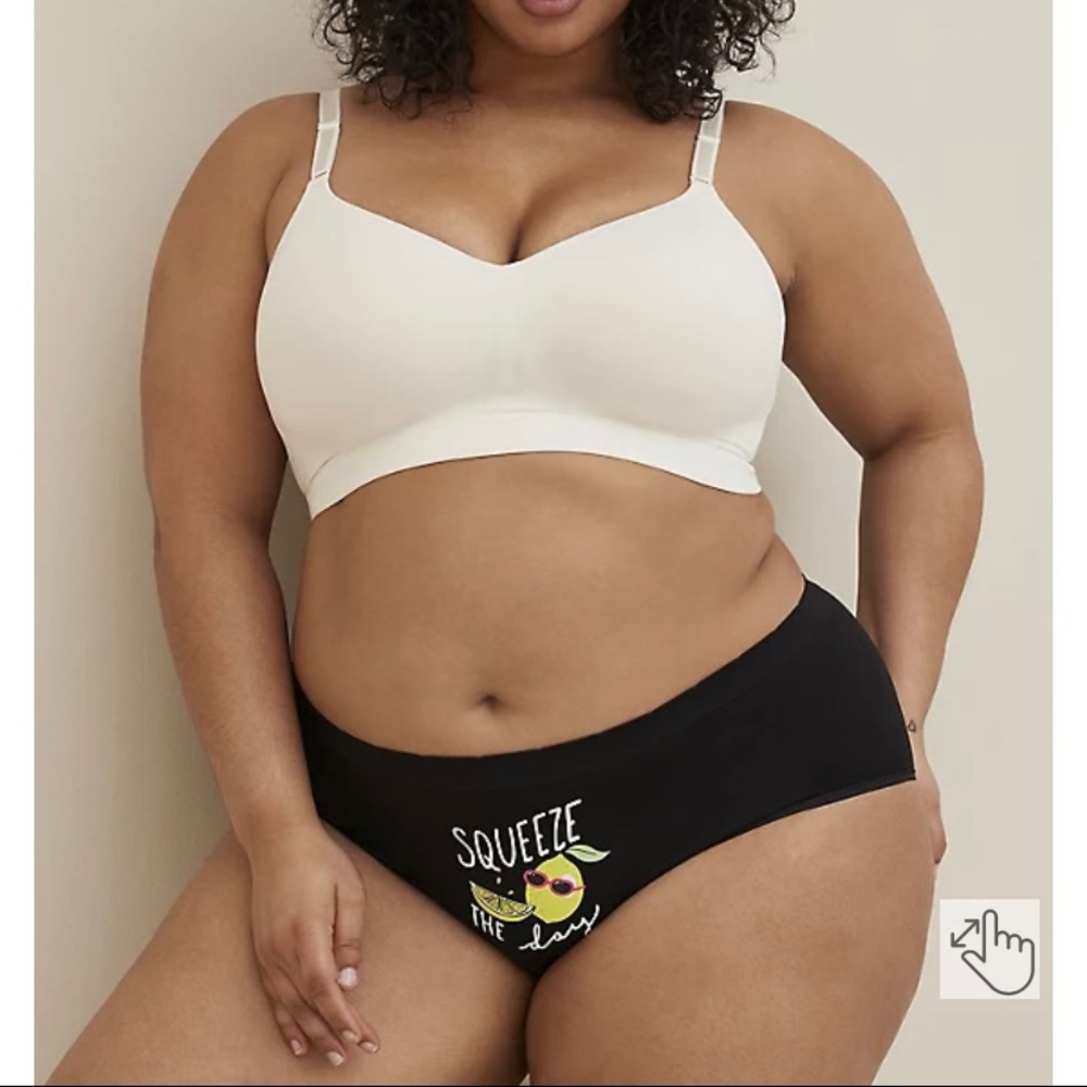 Seamless cheeky panty